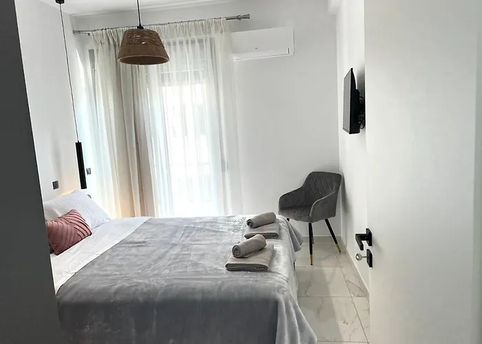 Athens White Apartments